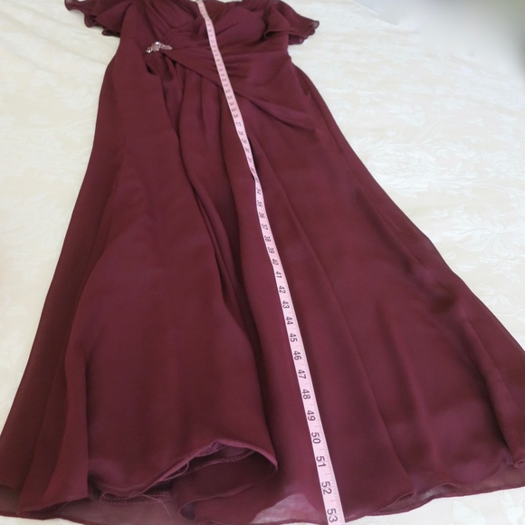 JJ's House Mother of the Bride Dress - Picture 15 of 16